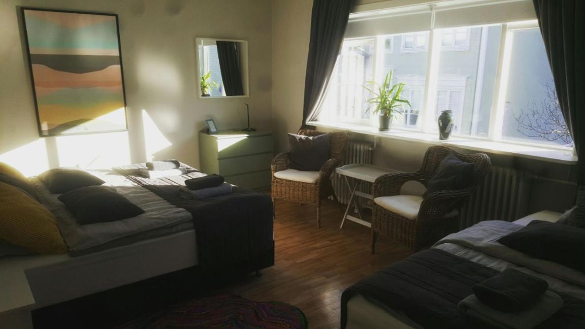 Reykjavik Rainbow Hotel Екстериор снимка